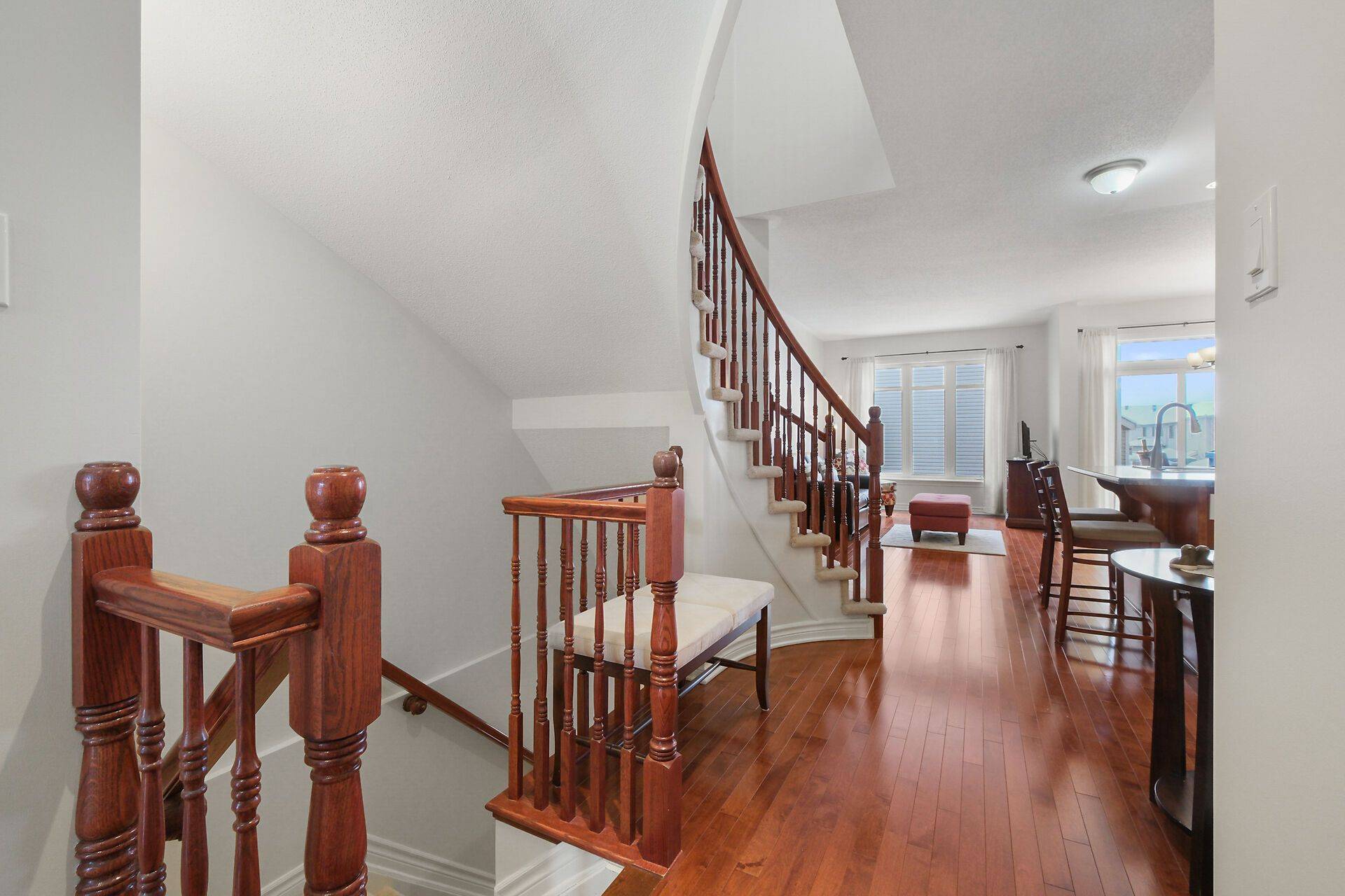 Orleans - Convent Glen And Area, ON K1W 0G6,211 Butterfly WALK