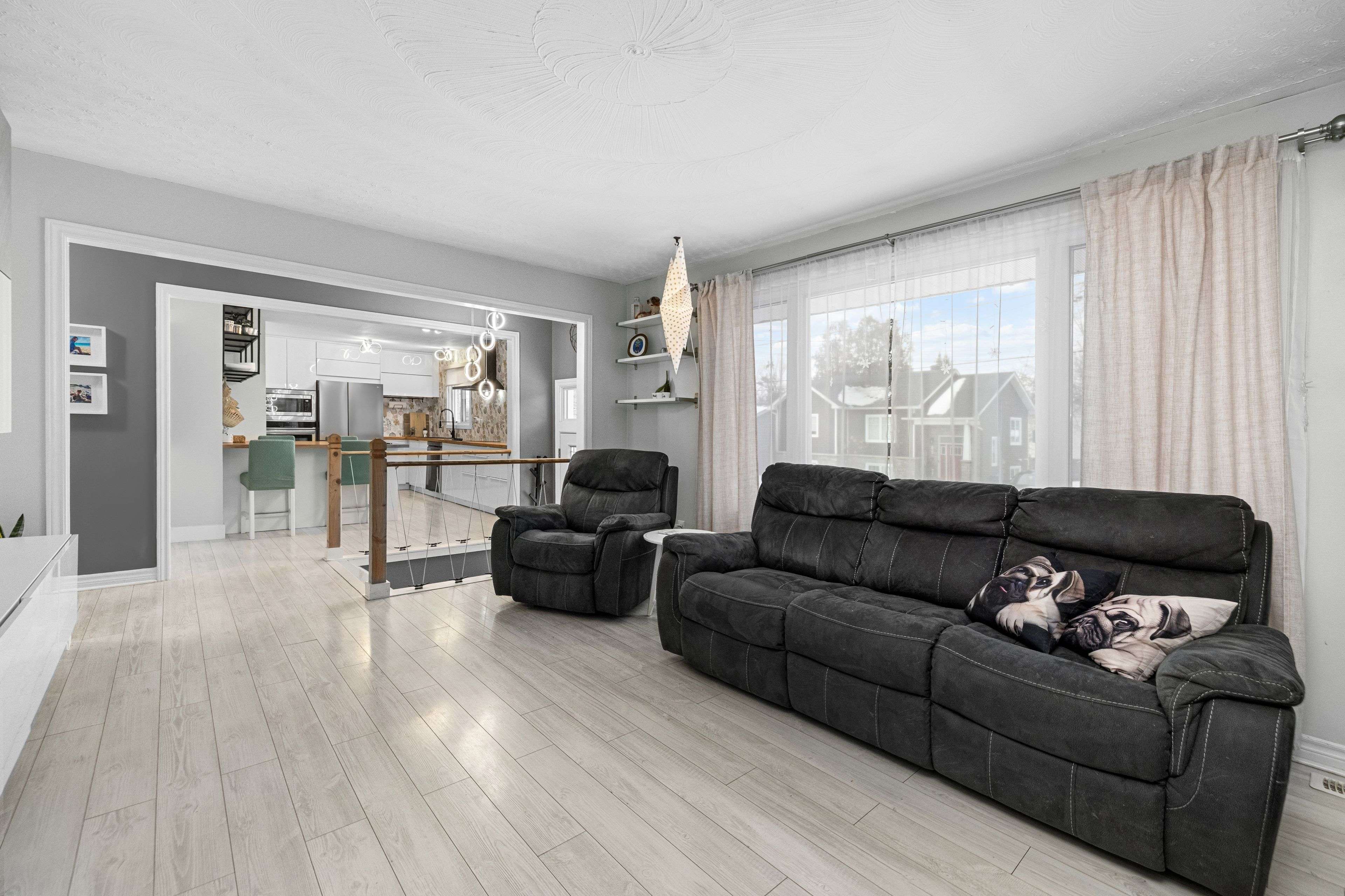 Carleton Place, ON K7C 1B4,179 Wellington ST