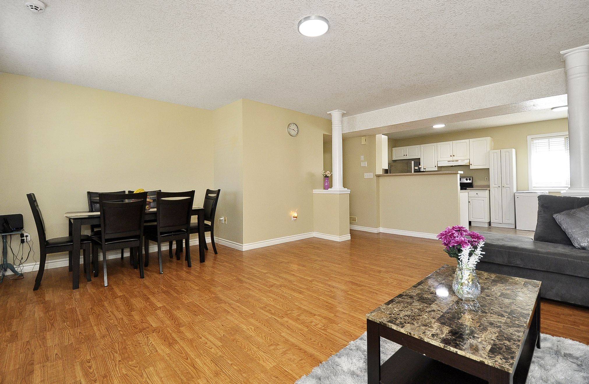 Kitchener, ON N2N 3P5,45 Highgate RD