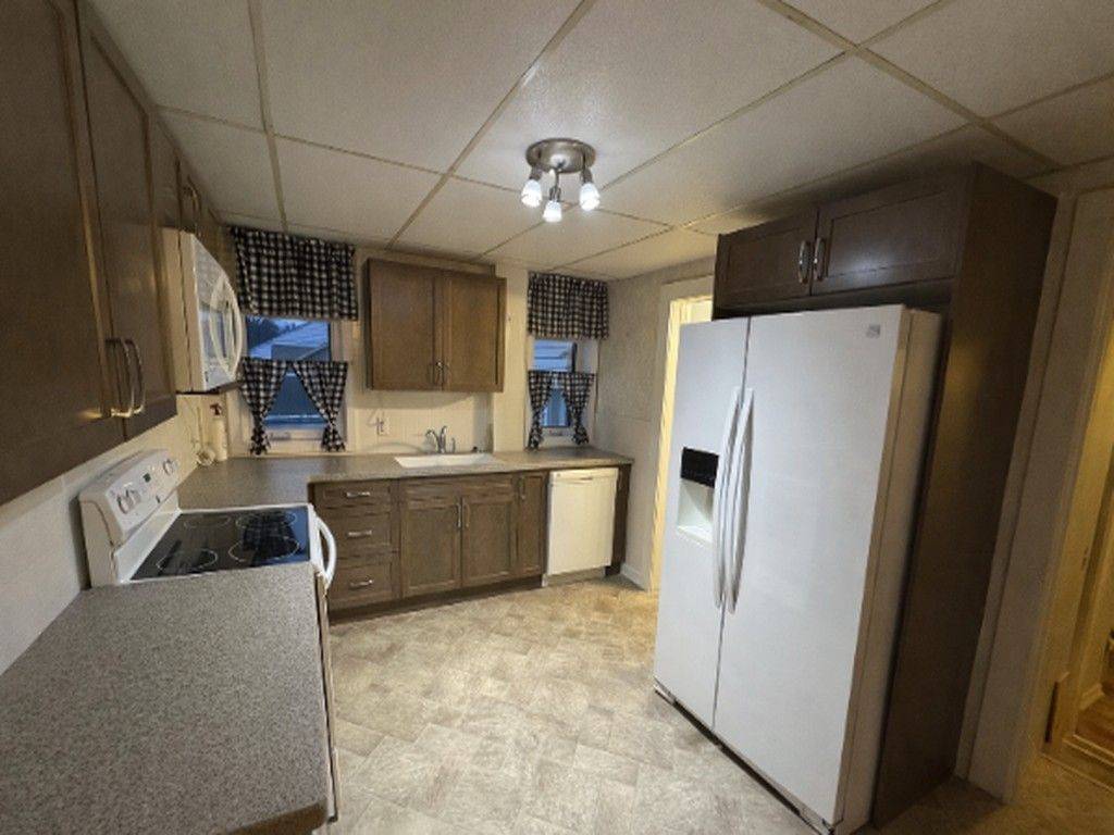 Niagara Falls, ON L2G 5S2,5561 Dorchester RD