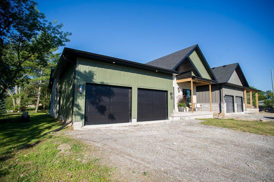 Norfolk, ON N0A 1N7,5 Scott DR