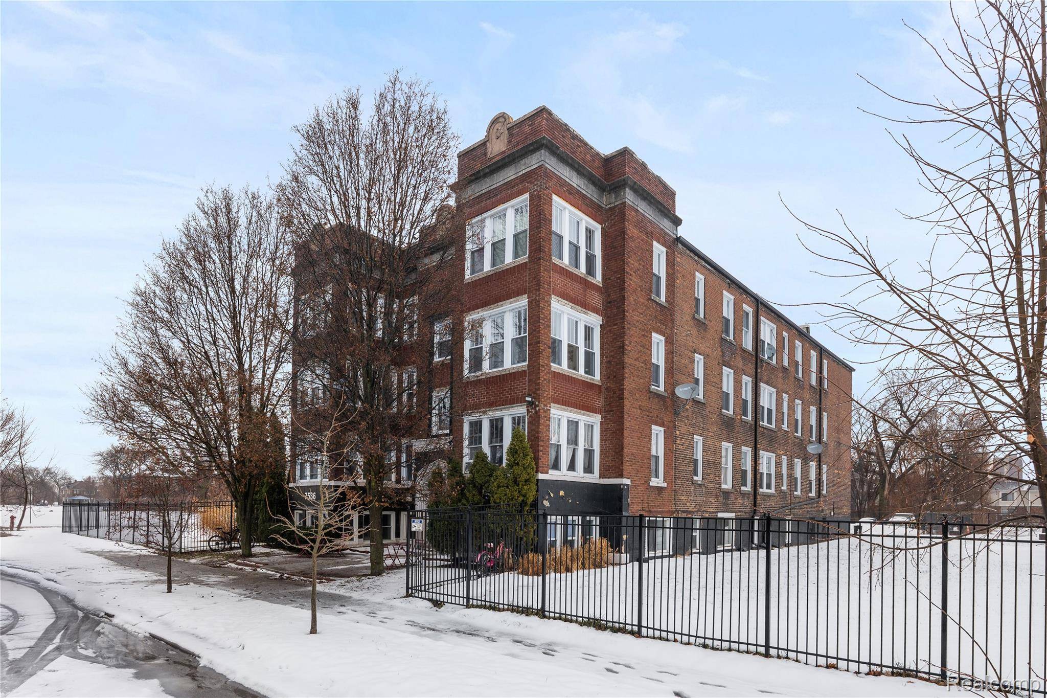 Detroit, MI 48206,7536 #1 Dunedin ST