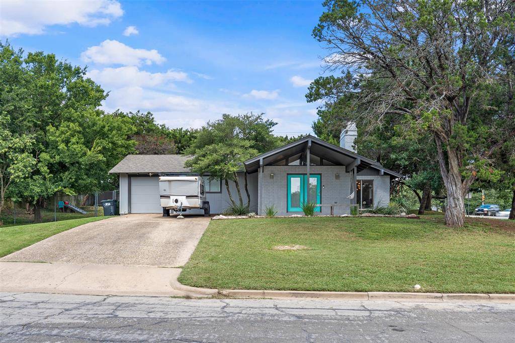 Waco, TX 76710,2724 Wooded Acres Drive