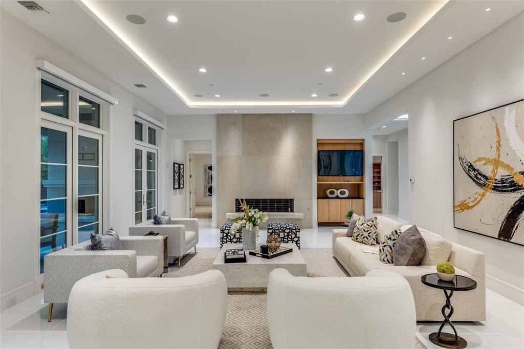 Dallas, TX 75209,4326 Pomona Road