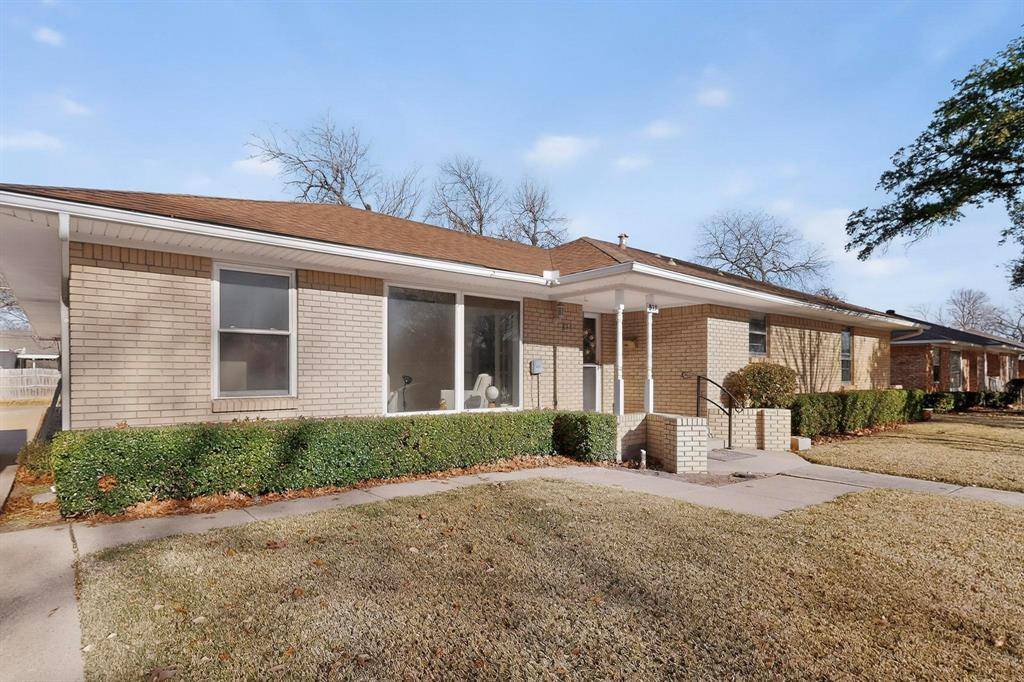 Garland, TX 75040,817 Daventry Drive