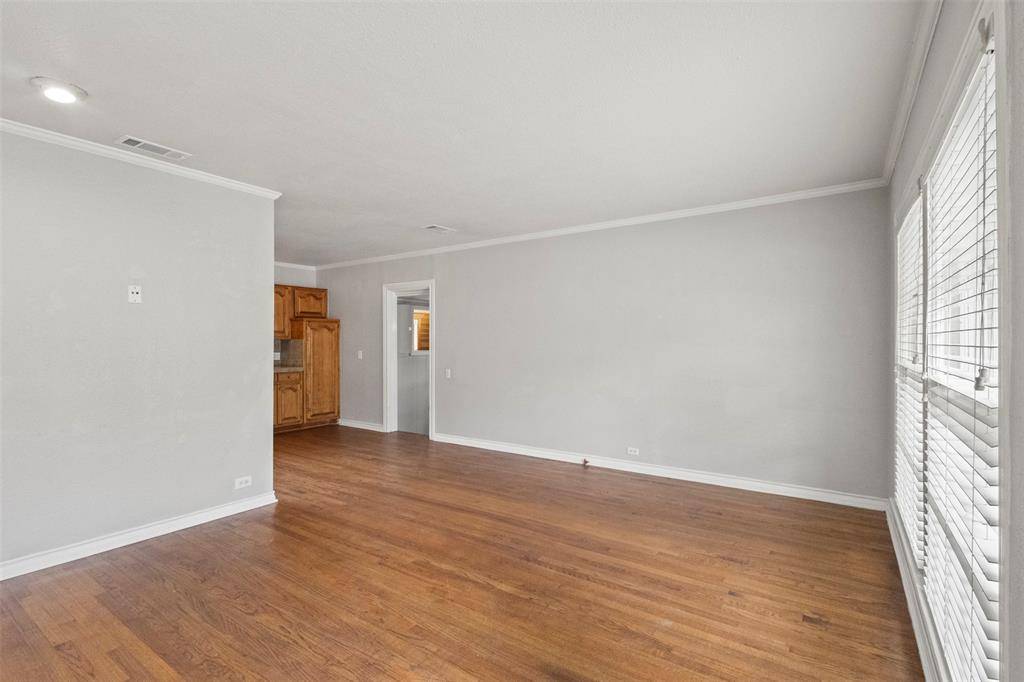 Mckinney, TX 75069,302 S Bradley Street