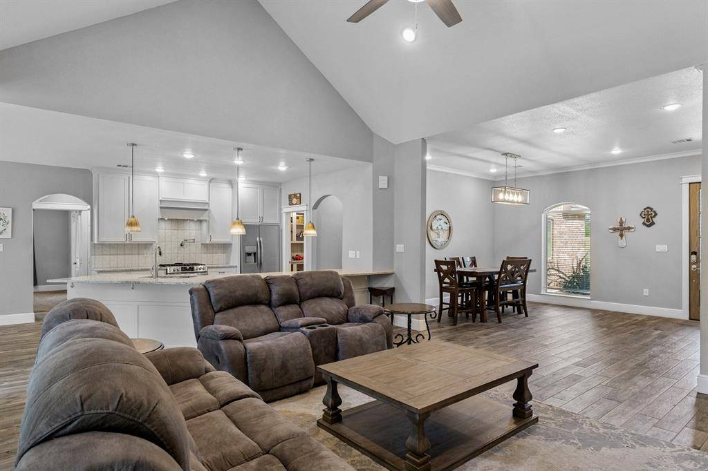 Mineola, TX 75773,234 County Rd 2309