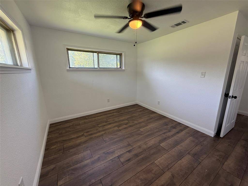 Grand Saline, TX 75140,505 N Florence Street