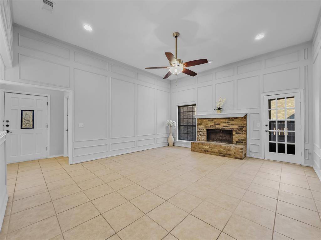 Mckinney, TX 75069,1209 S College Street