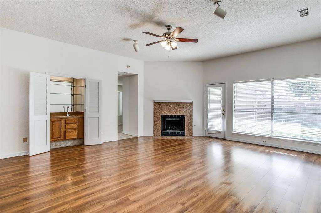 Carrollton, TX 75007,1302 Silver Maple Drive