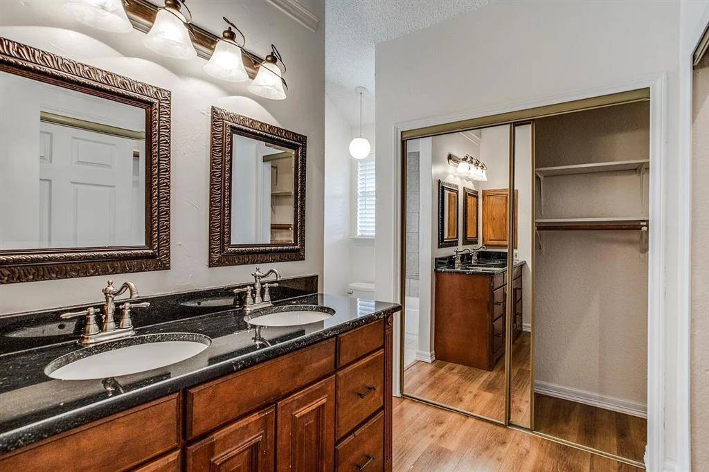 Carrollton, TX 75007,1302 Silver Maple Drive