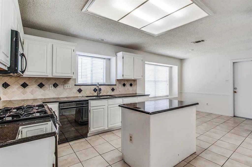 Carrollton, TX 75007,1302 Silver Maple Drive