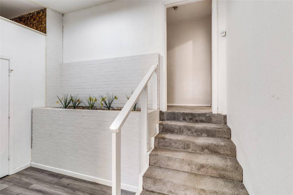 Dallas, TX 75232,612 Misty Glen Lane