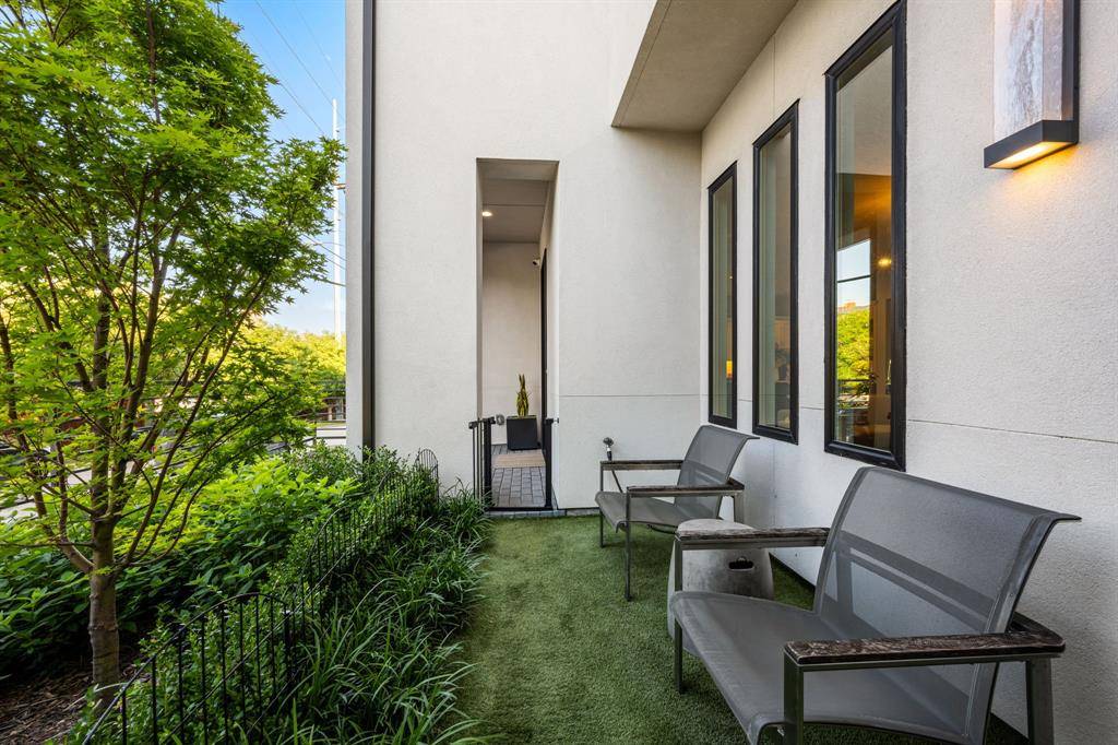 Dallas, TX 75219,4138 Entrada Way