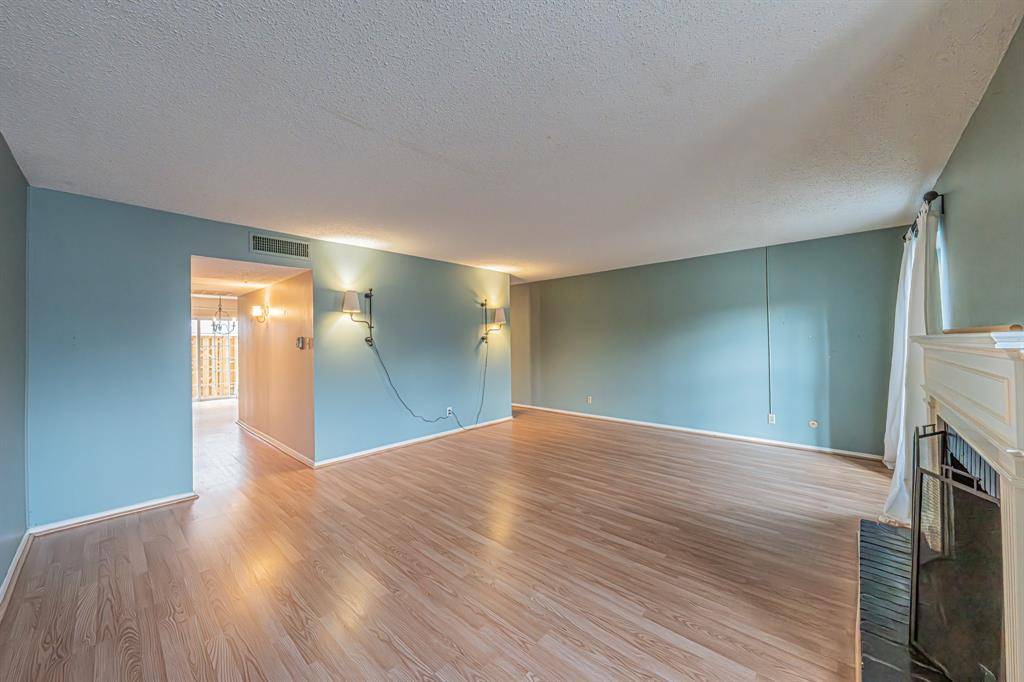 Dallas, TX 75248,15927 Preston Road #1005