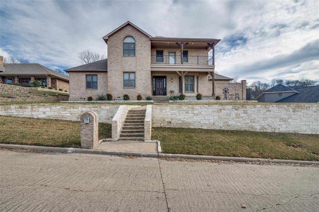 Rockwall, TX 75087,711 Ridgeview Drive