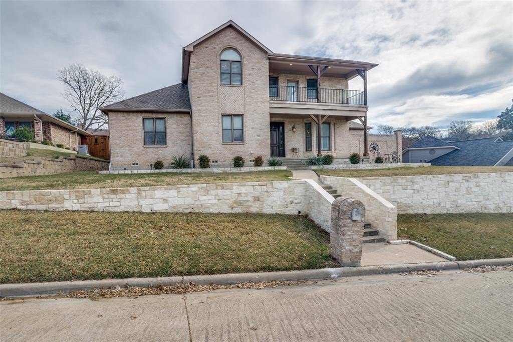 Rockwall, TX 75087,711 Ridgeview Drive