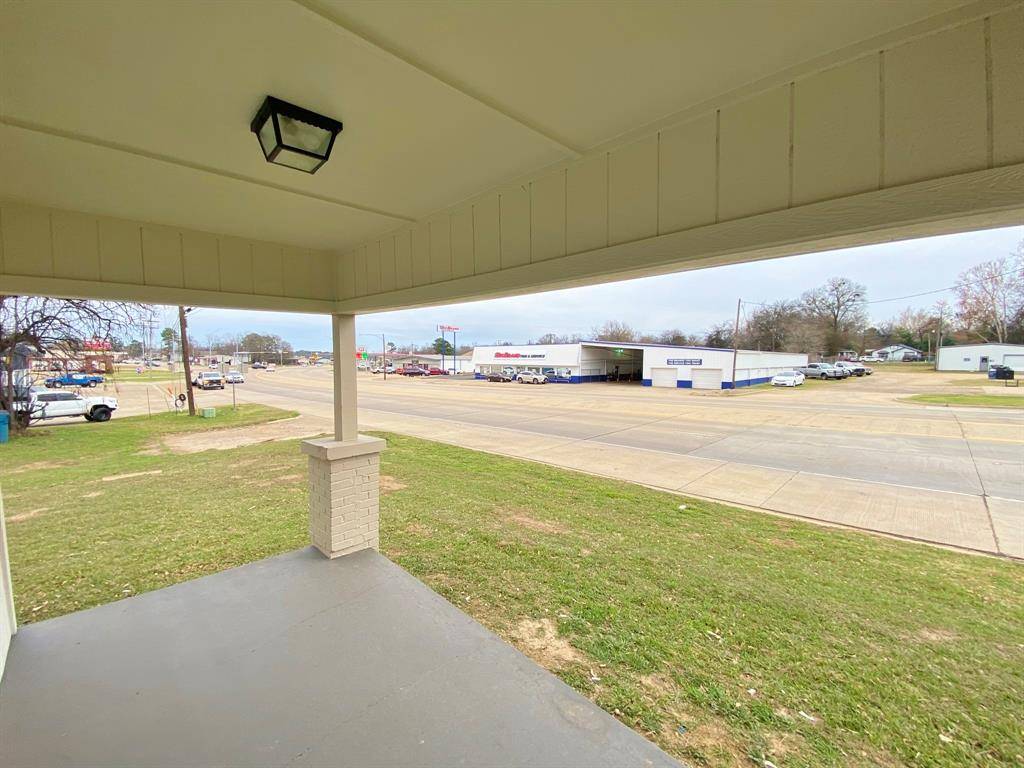 Mount Pleasant, TX 75455,1304 W Ferguson