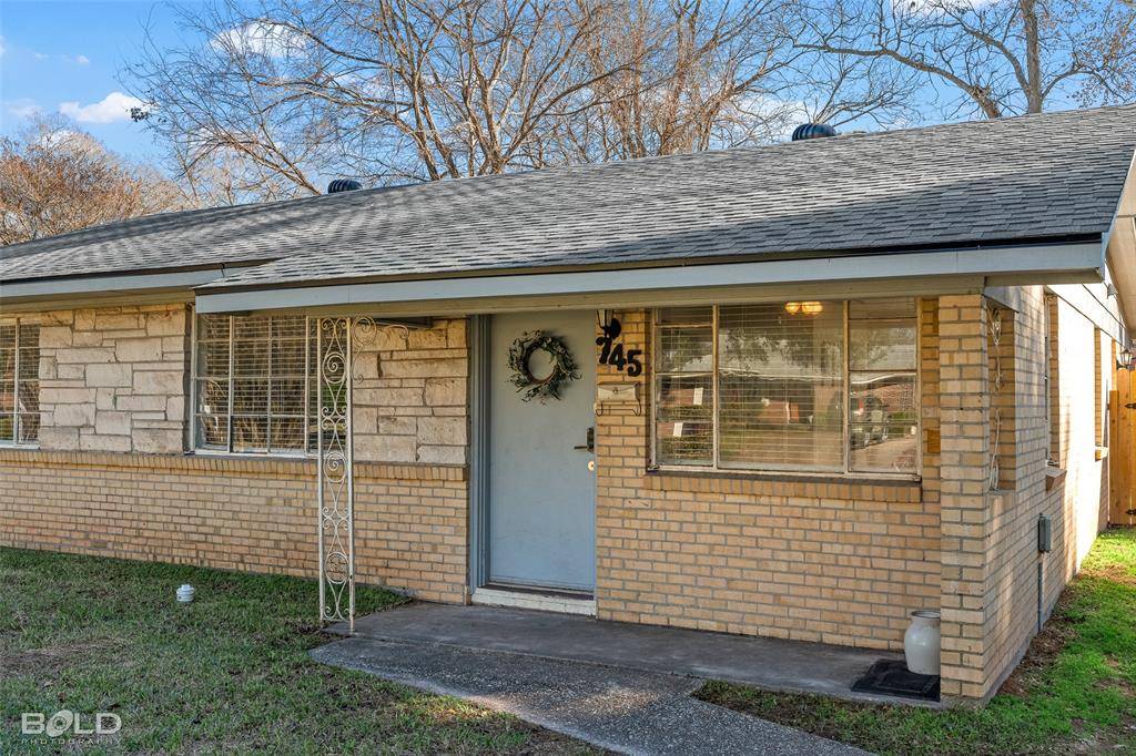 Shreveport, LA 71104,745 E Washington Street