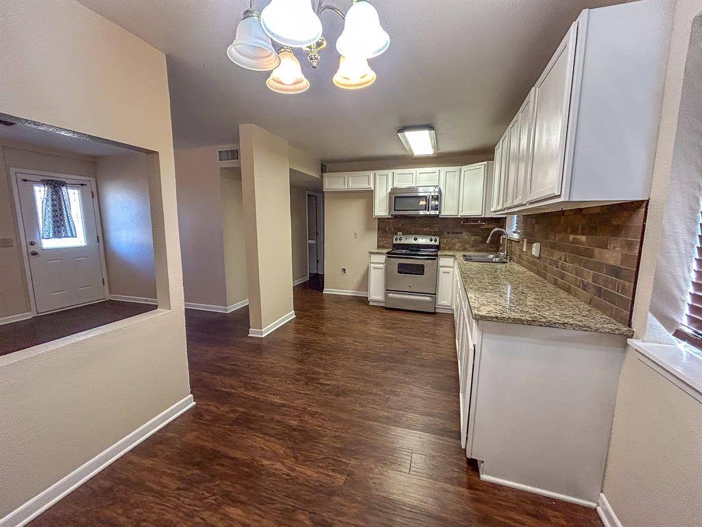 Chico, TX 76431,105 Laguna Vista Court