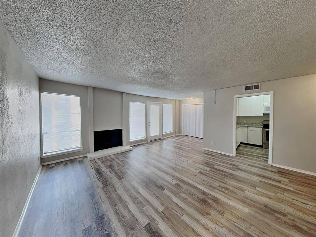 Fort Worth, TX 76112,5534 Boca Raton Boulevard #292