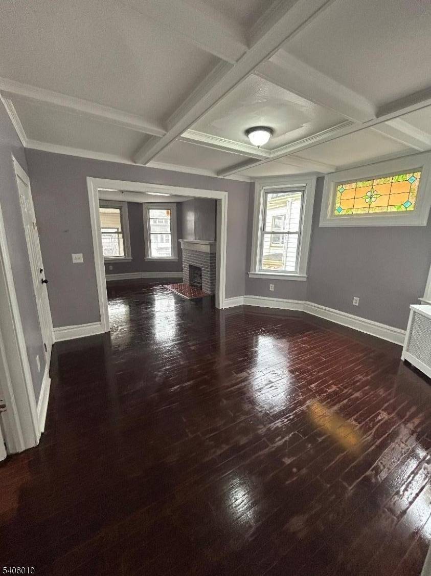 East Orange City, NJ 07018,15 Arsdale Ter