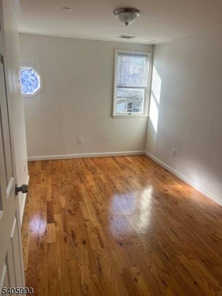 Newark City, NJ 07105,58 Brill St