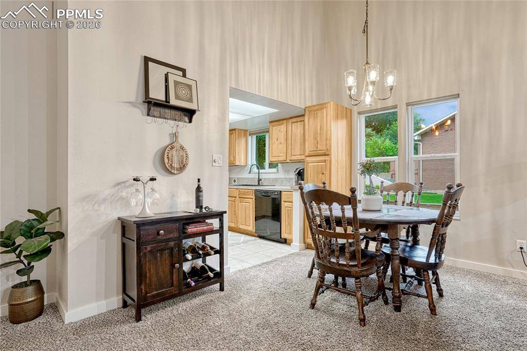 Colorado Springs, CO 80903,625 N Franklin ST