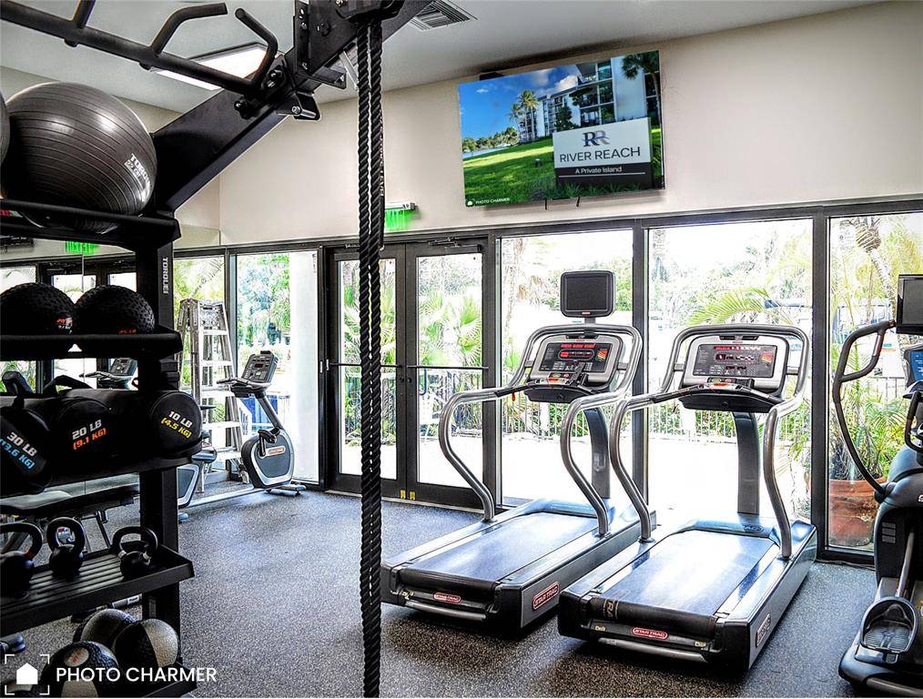 Fort Lauderdale, FL 33315,1301 River Reach Dr #111