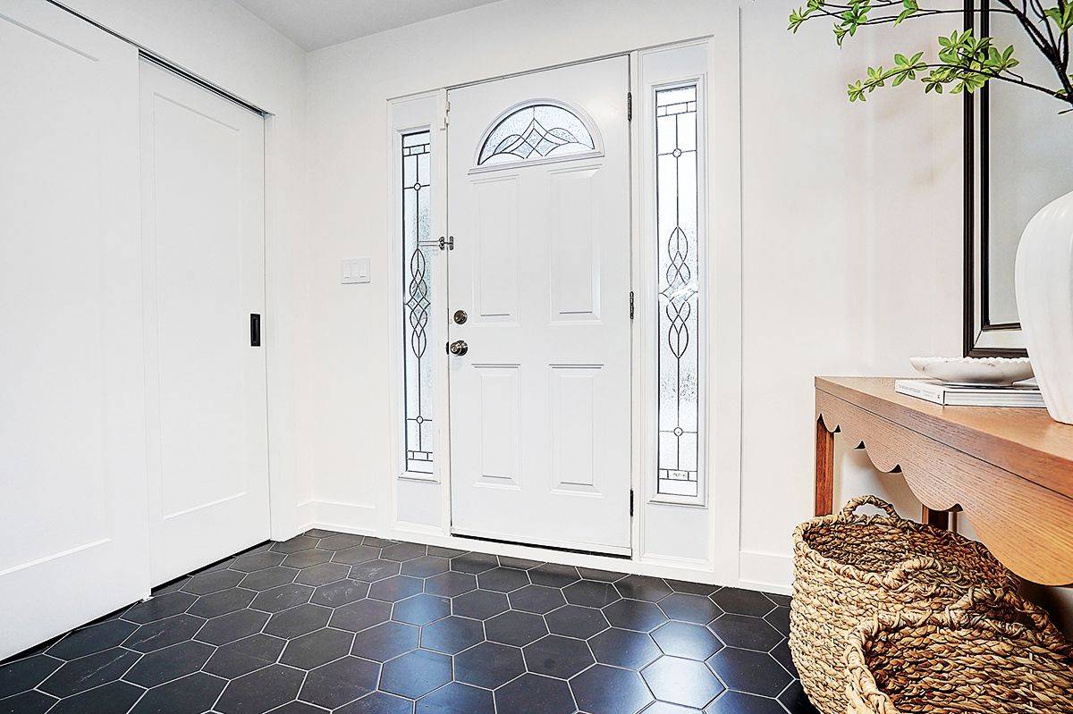 Markham, ON L3T 4E7,4 Dersingham CRES