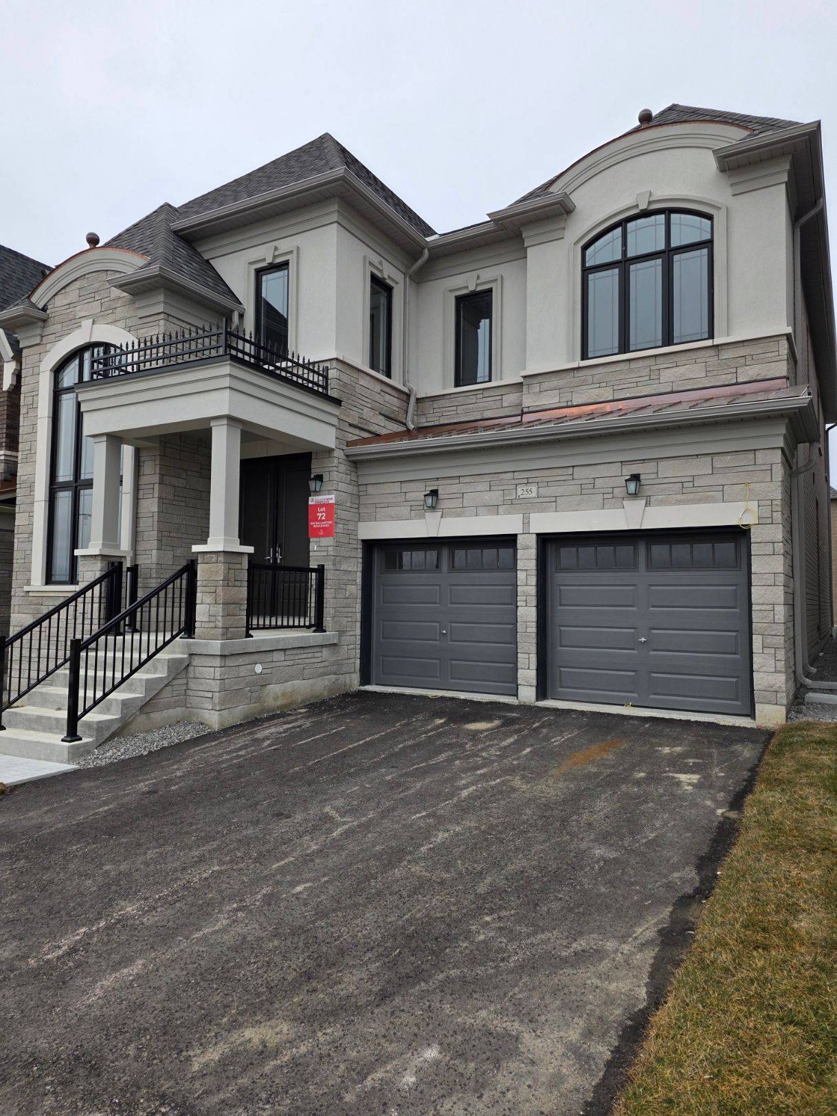 Vaughan, ON L3L 0G9,255 Ballantyne BLVD