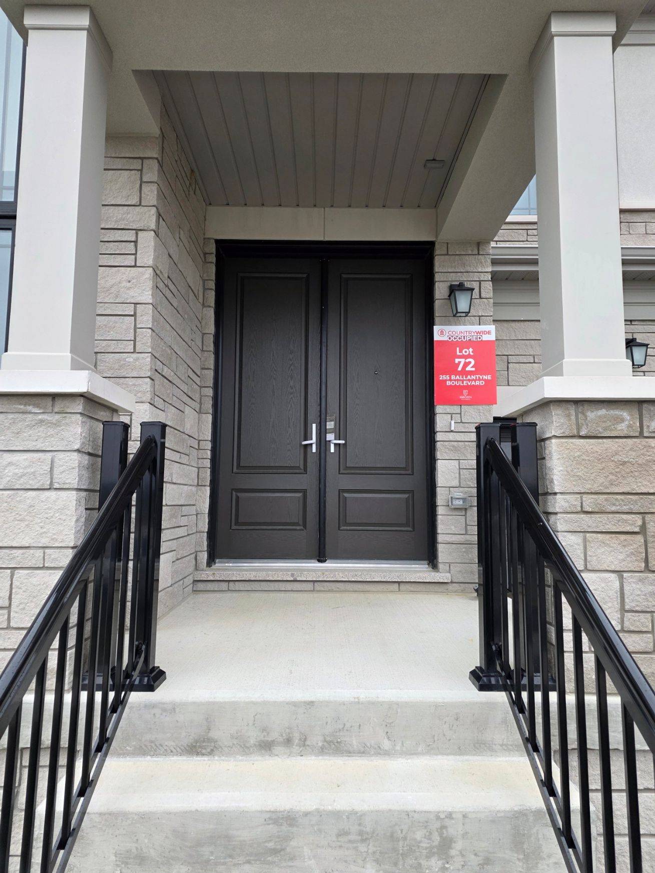 Vaughan, ON L3L 0G9,255 Ballantyne BLVD