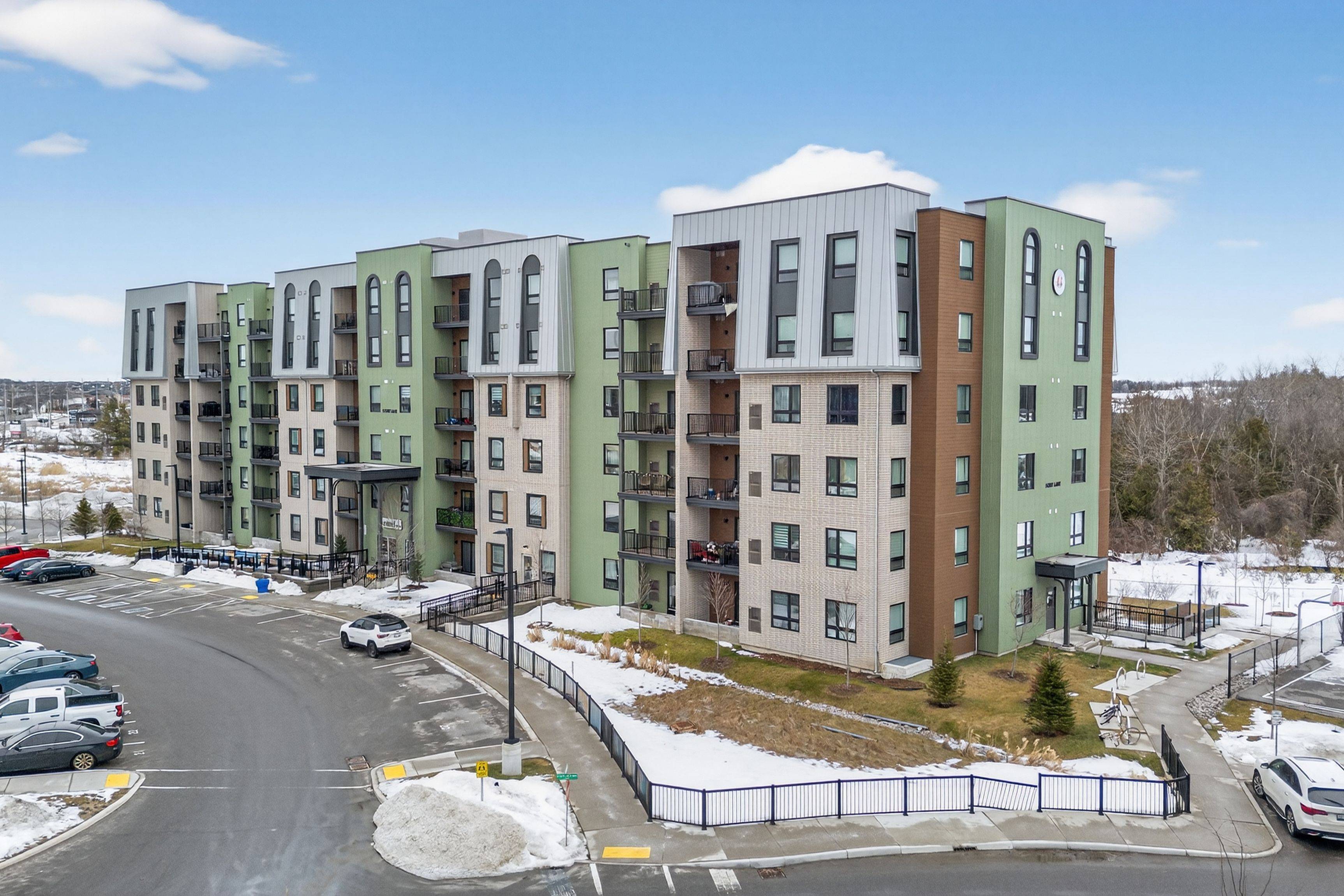 Barrie, ON L9J 0J8,5 Chef LN #411