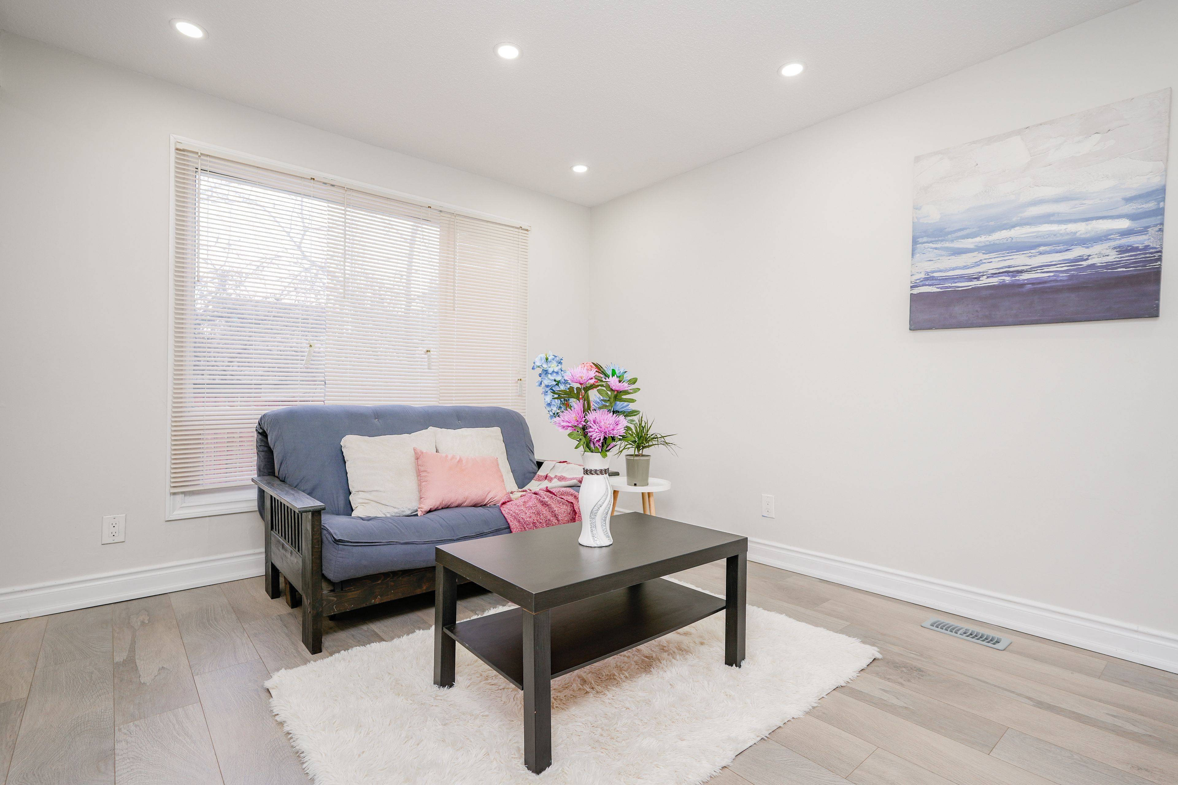 Brampton, ON L6S 1N9,15 Heatherside CT