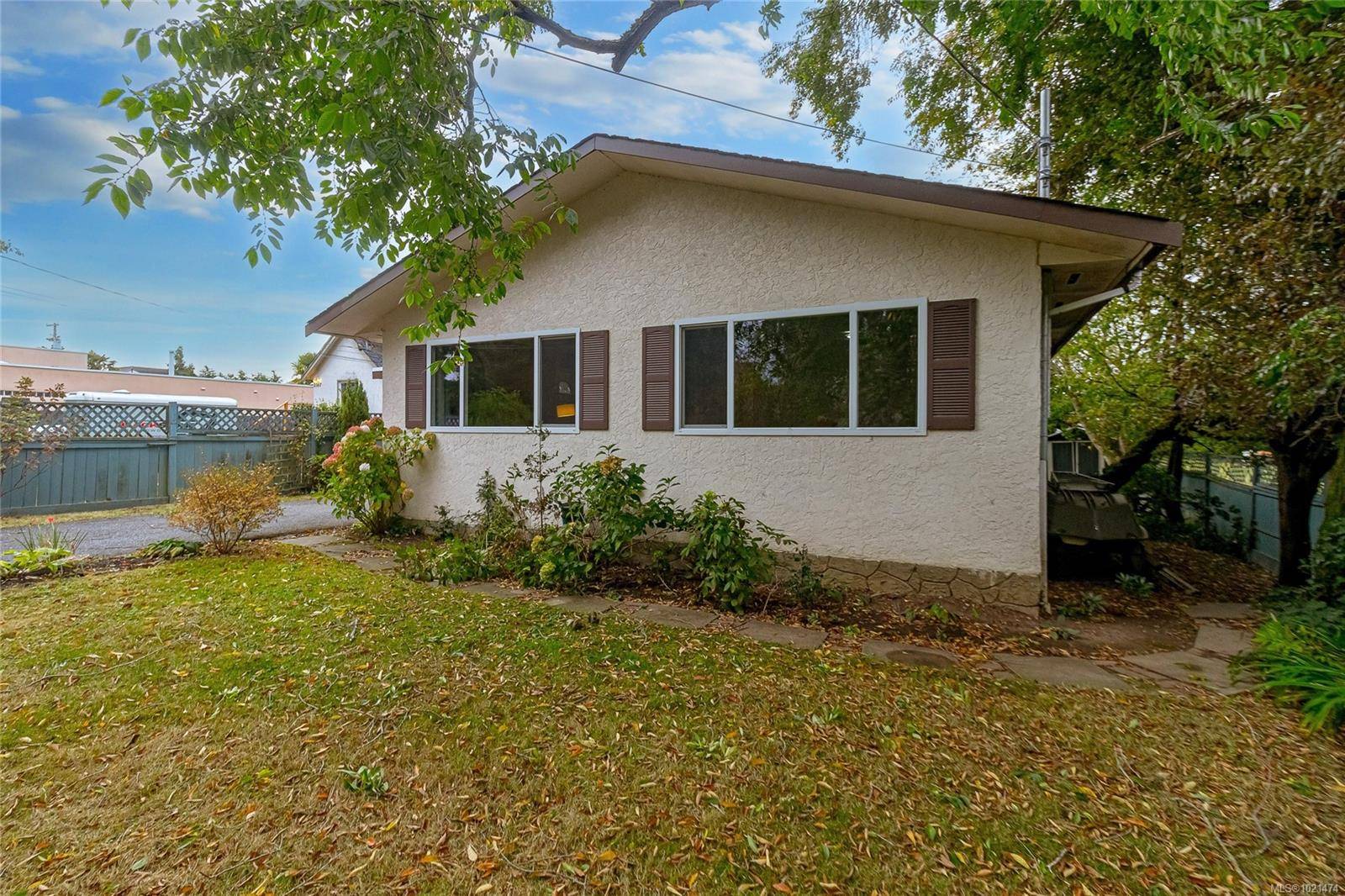 Sidney, BC V8L 2J5,2365 Lovell Ave