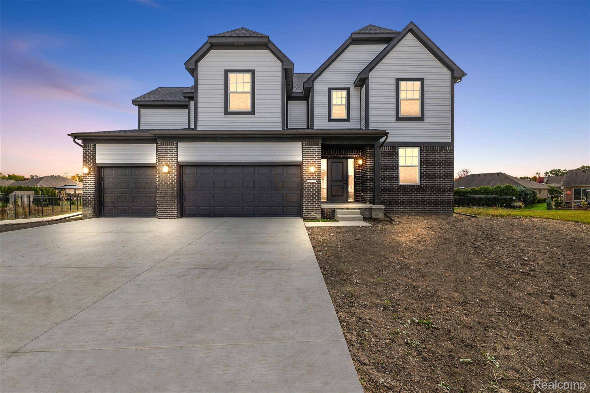 Chesterfield, MI 48047,28342 Nadia LN