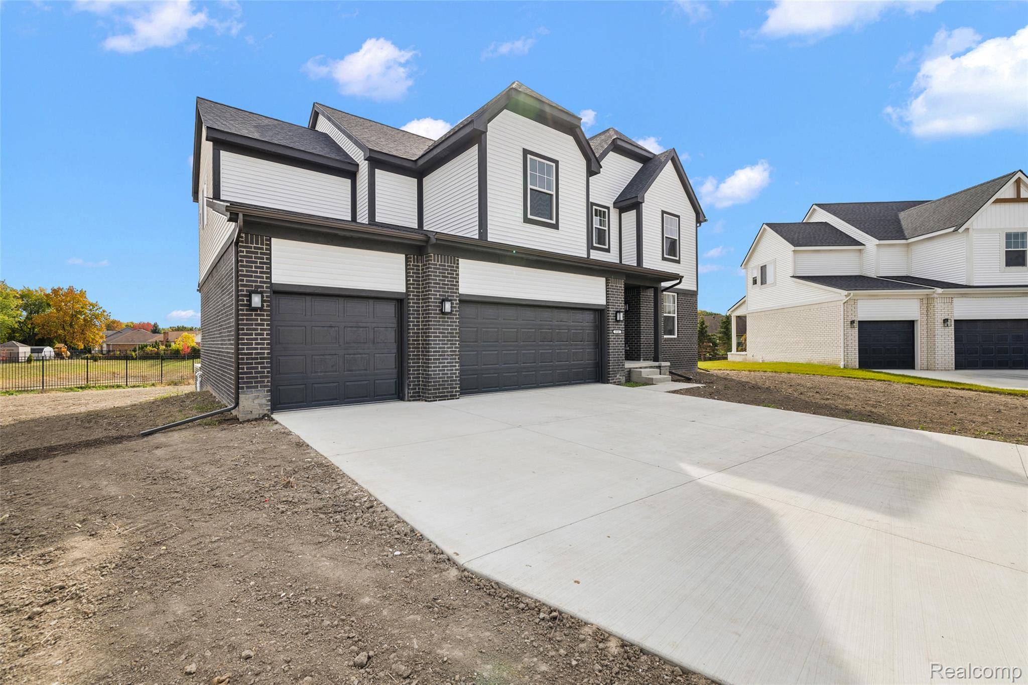 Chesterfield, MI 48047,28342 Nadia LN