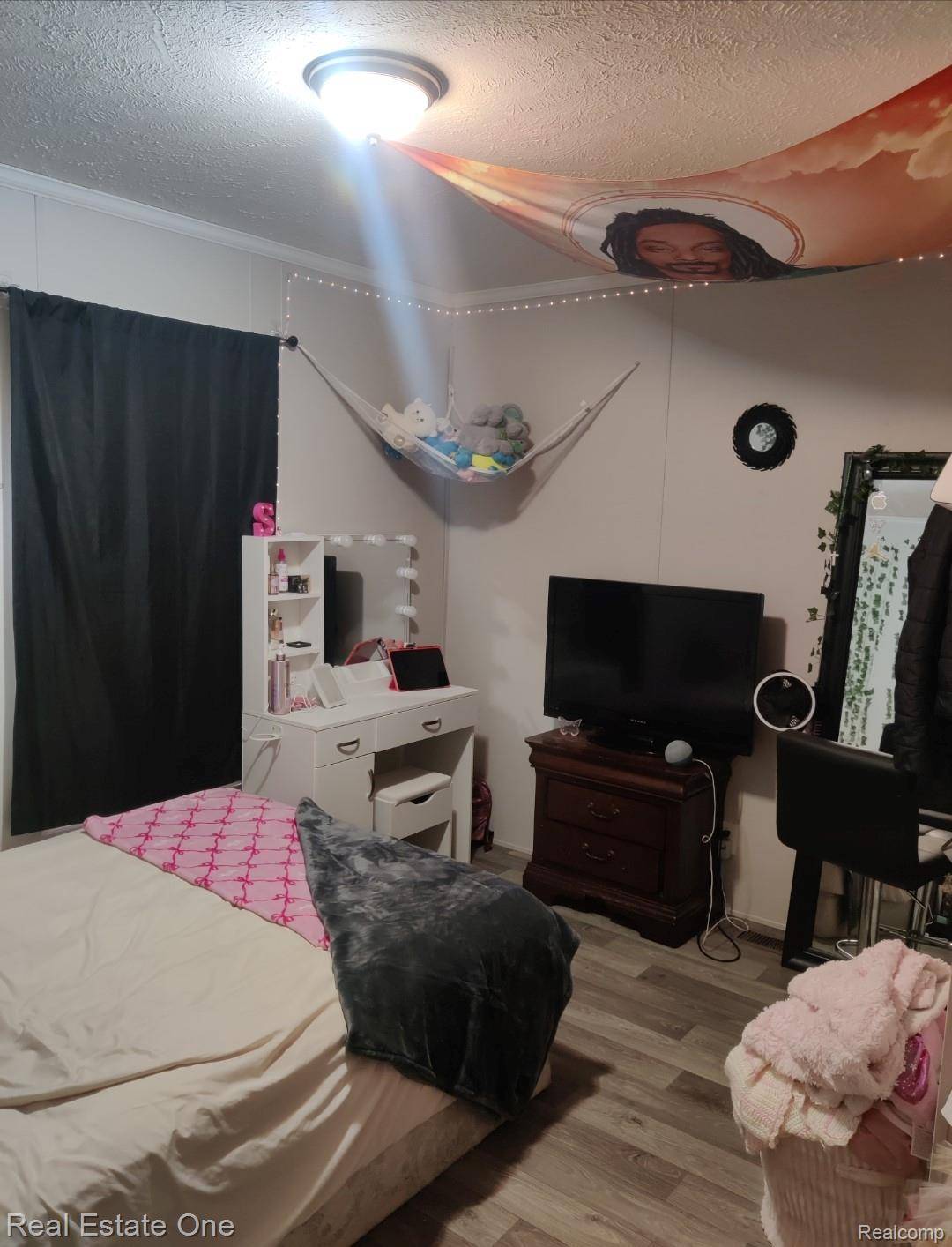 Clinton Township, MI 48038,15990 Villaire Ave.