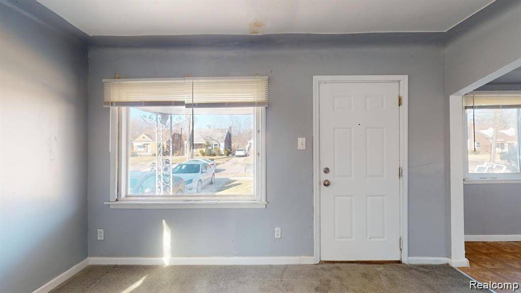 Detroit, MI 48224,12660 DUCHESS ST