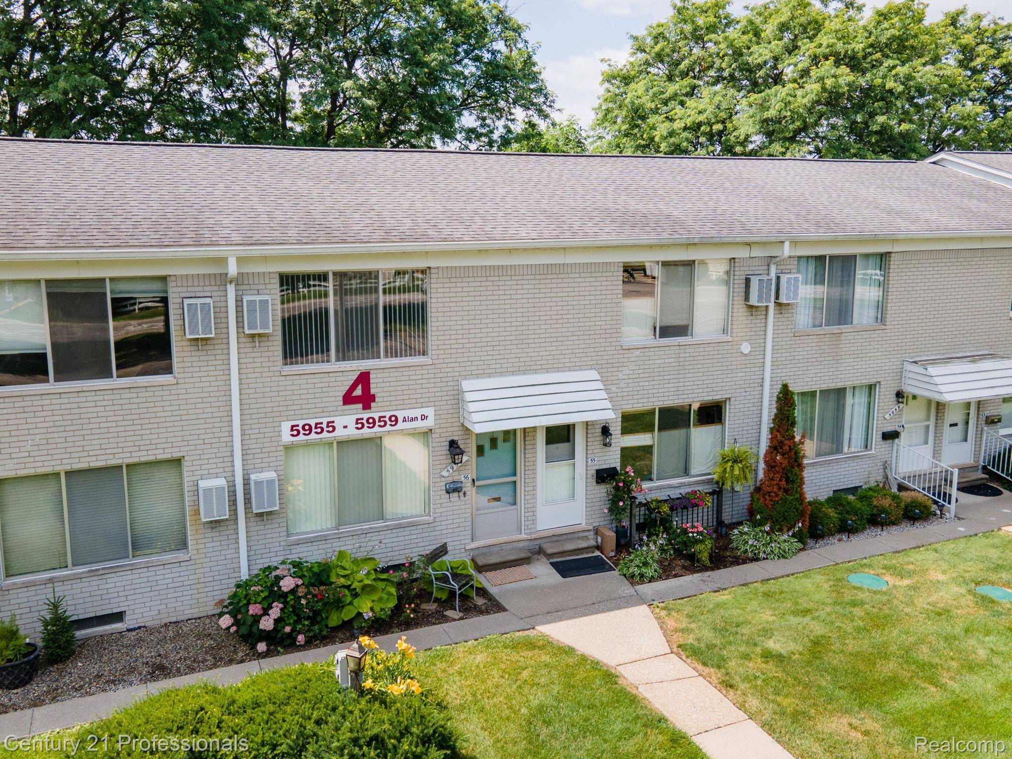 Brighton, MI 48116,5959 ALAN DR ##56