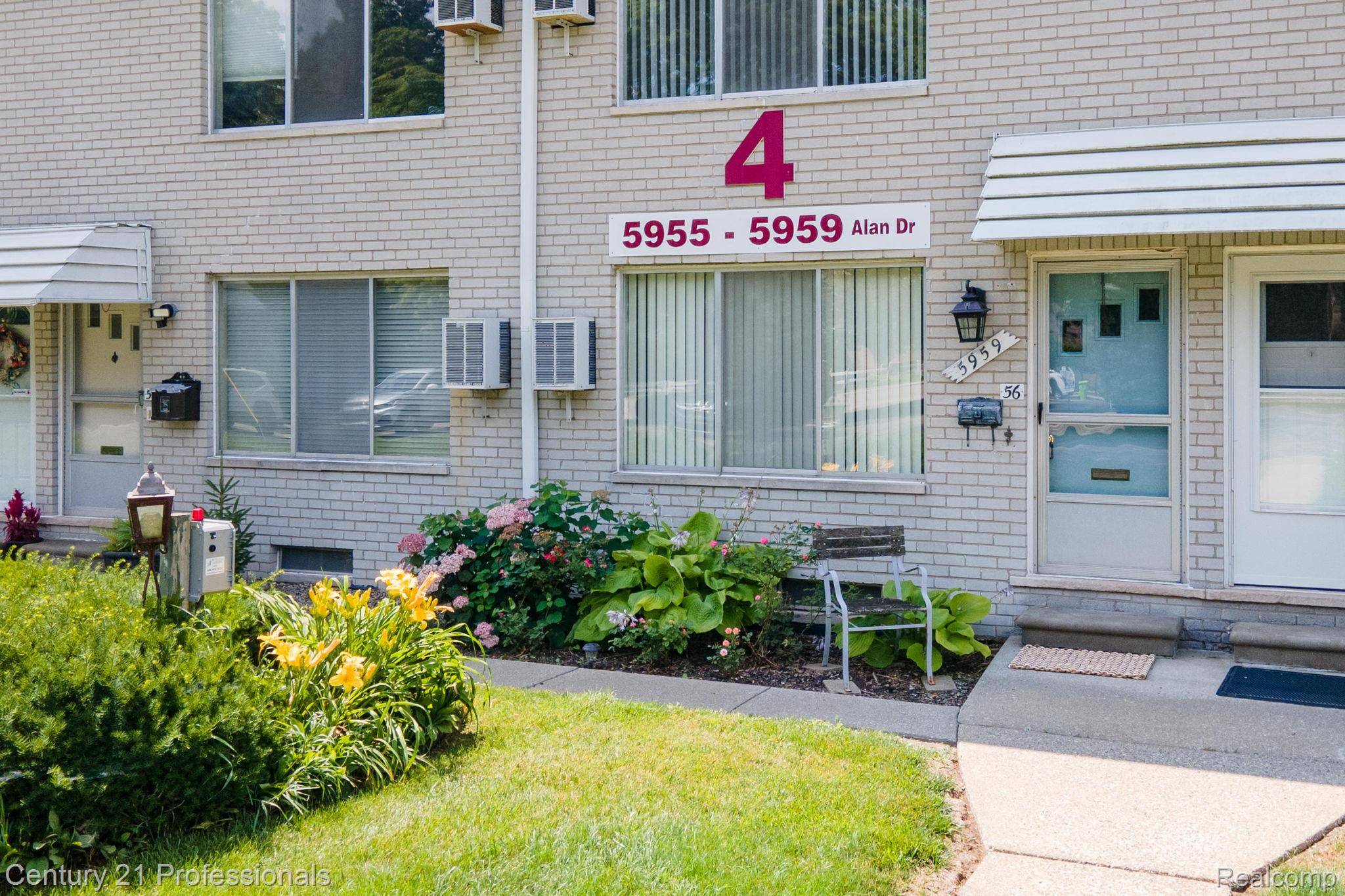 Brighton, MI 48116,5959 ALAN DR ##56