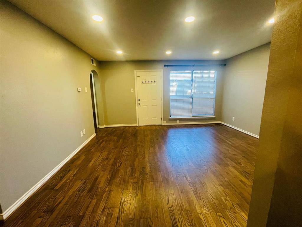 Dallas, TX 75219,4323 Brown Street #245