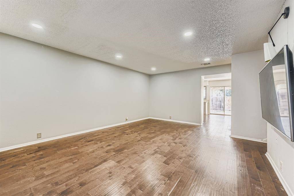 Dallas, TX 75243,11907 Leisure Drive