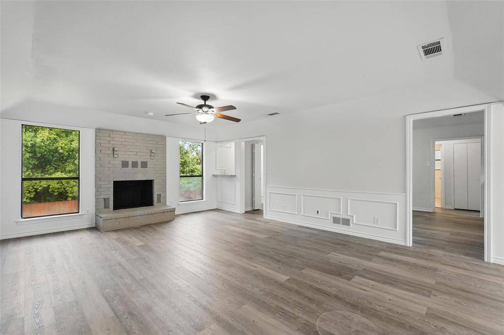 Desoto, TX 75115,829 Hunters Creek Drive