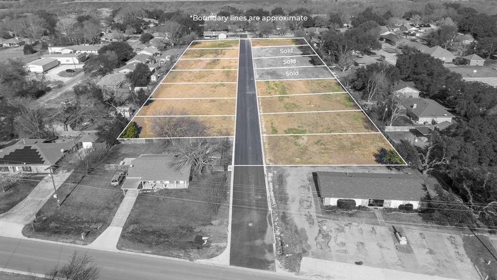 Hillsboro, TX 76645,111 Electra Street