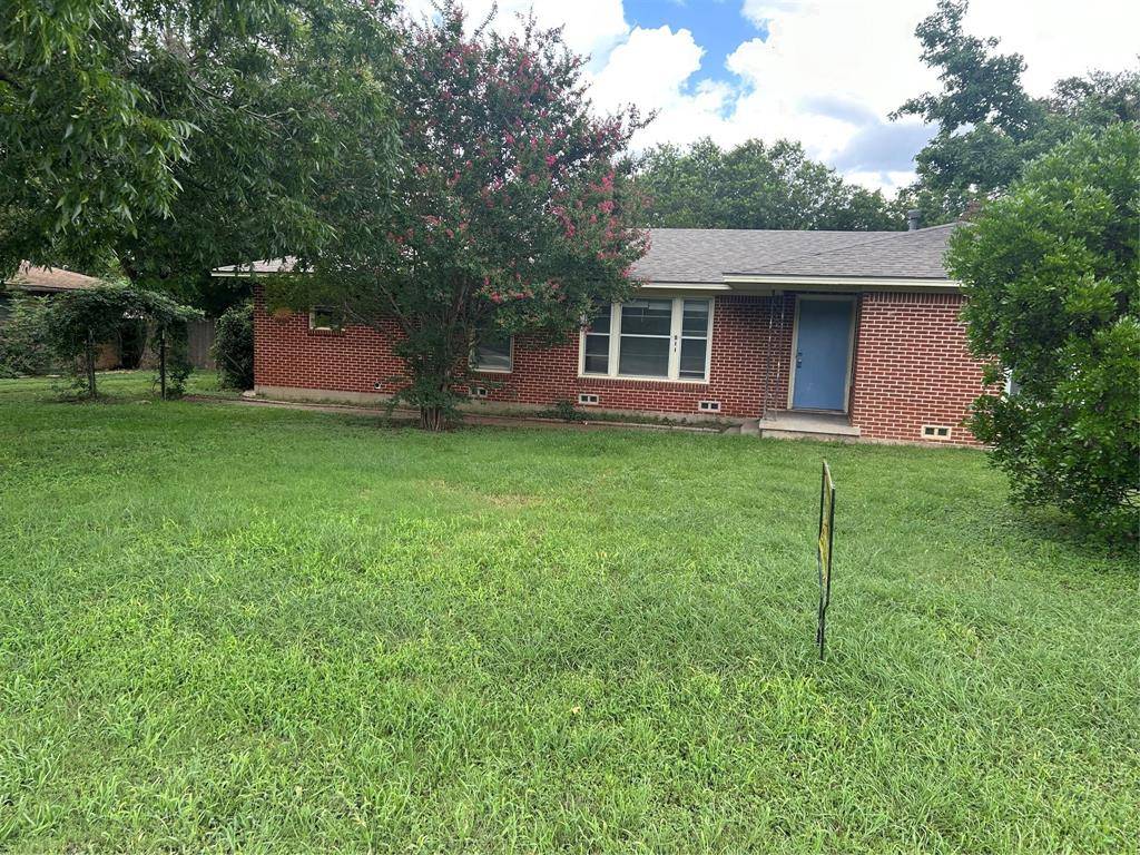 Robinson, TX 76706,511 N Robinson Drive