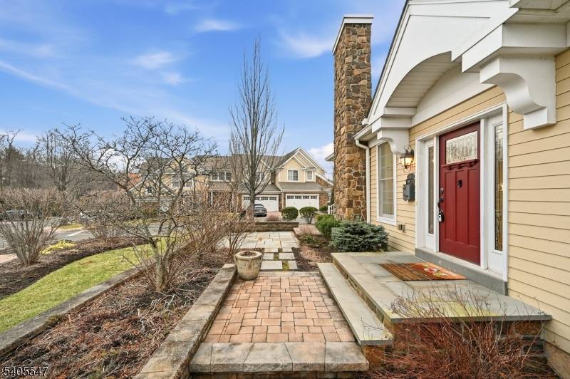 Millburn Twp., NJ 07078,8 Woodstone Circle