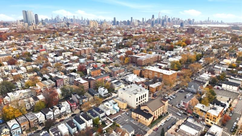 Jersey City, NJ 07304,260 Ege Ave