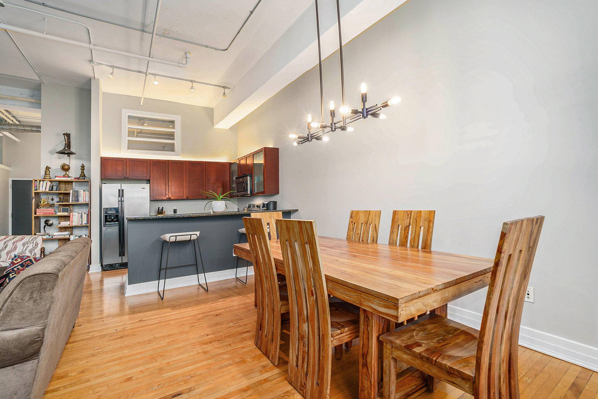 Grand Rapids, MI 49504,600 Broadway AVE NW #239