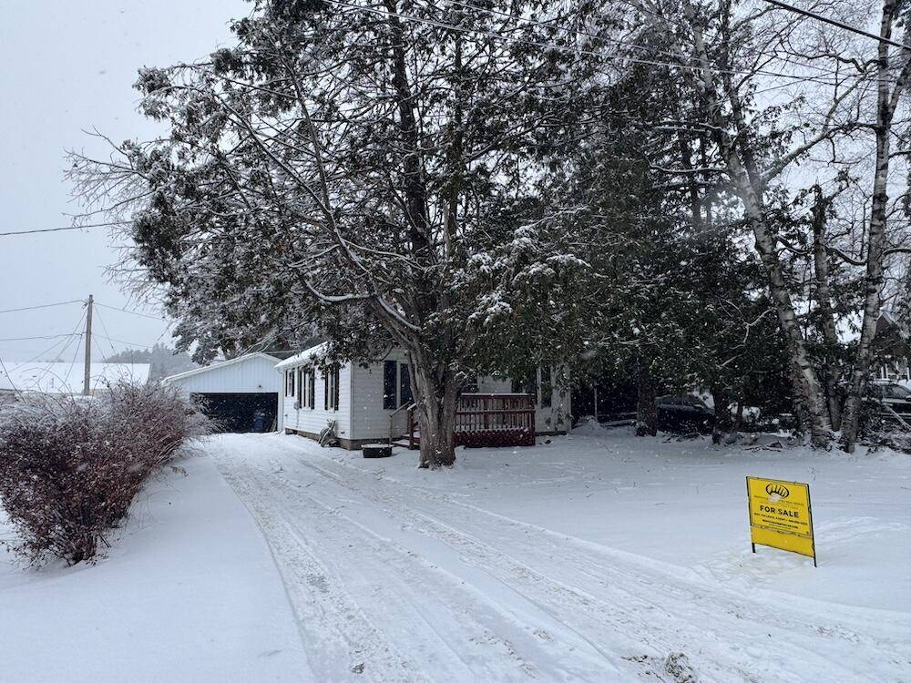 Harrison, MI 48625,190 E Spruce ST